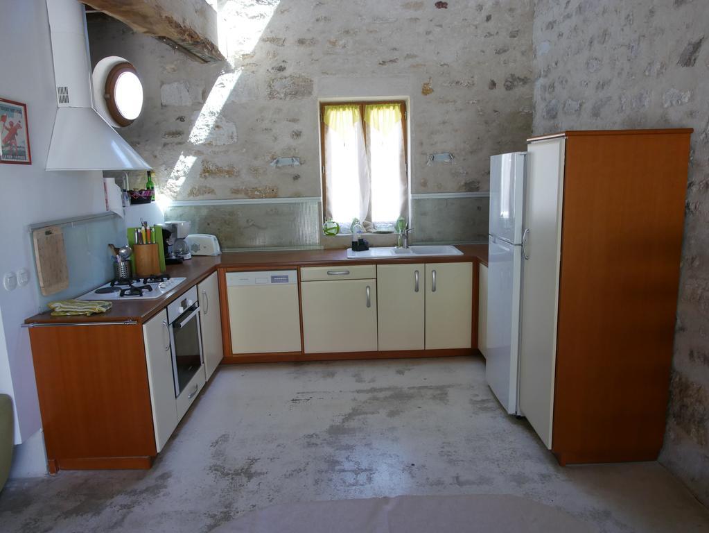 Gites De La Grande Ferme Avernes Ngoại thất bức ảnh