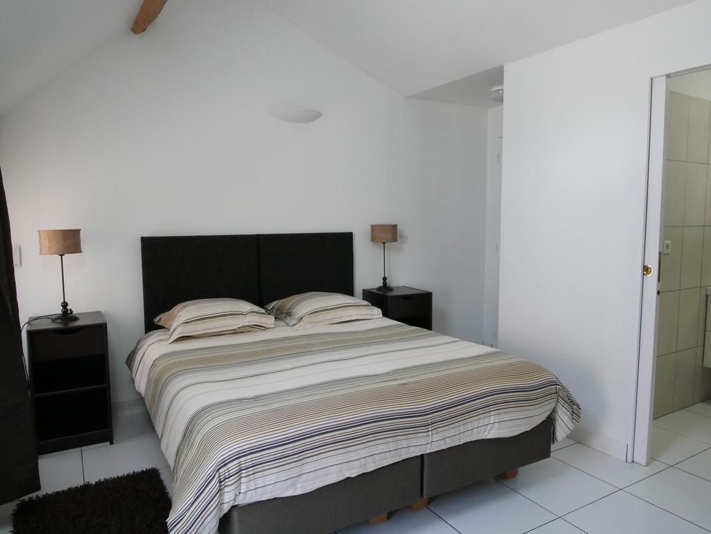 Gites De La Grande Ferme Avernes Ngoại thất bức ảnh